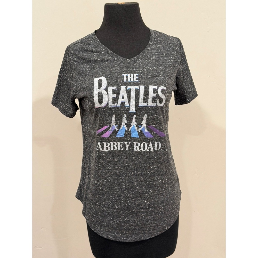 The Beatles Abbey Road Graphic V-neck T-shirt Women Small Grey heather music Y2K
